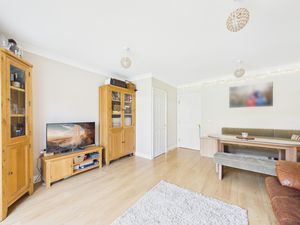 Lounge/Diner- click for photo gallery